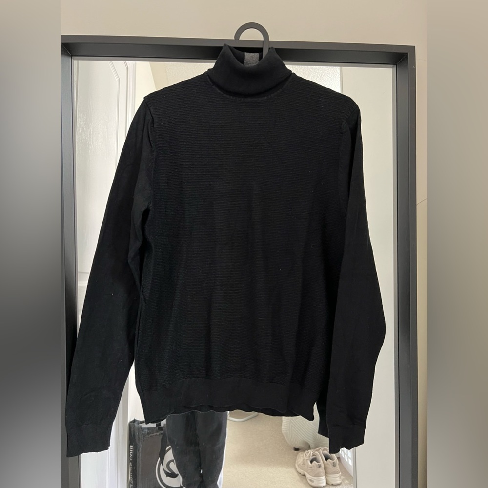 Black Devred turtleneck sweater